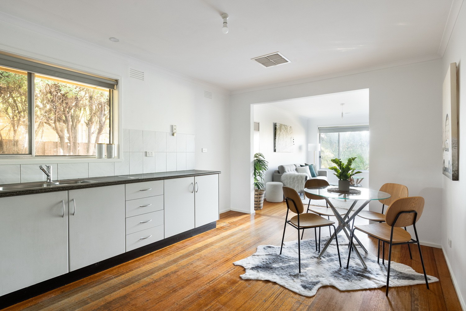 24 Queen Street, Lalor, VIC 3075 - Thumbnail 2 - 09/09/2026