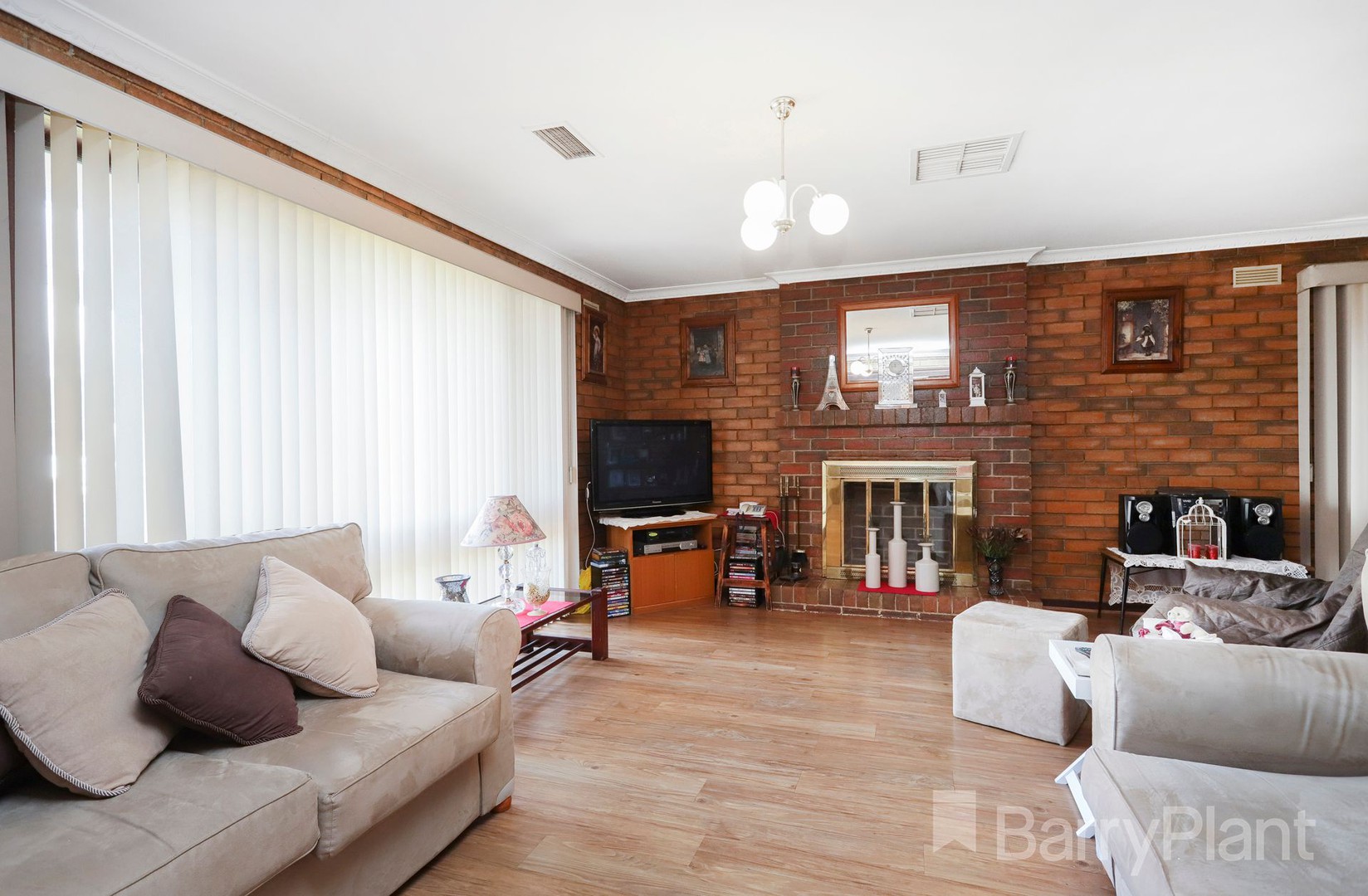 24 Raleigh Street, Westmeadows, VIC 3049, Westmeadows - Thumbnail 3
