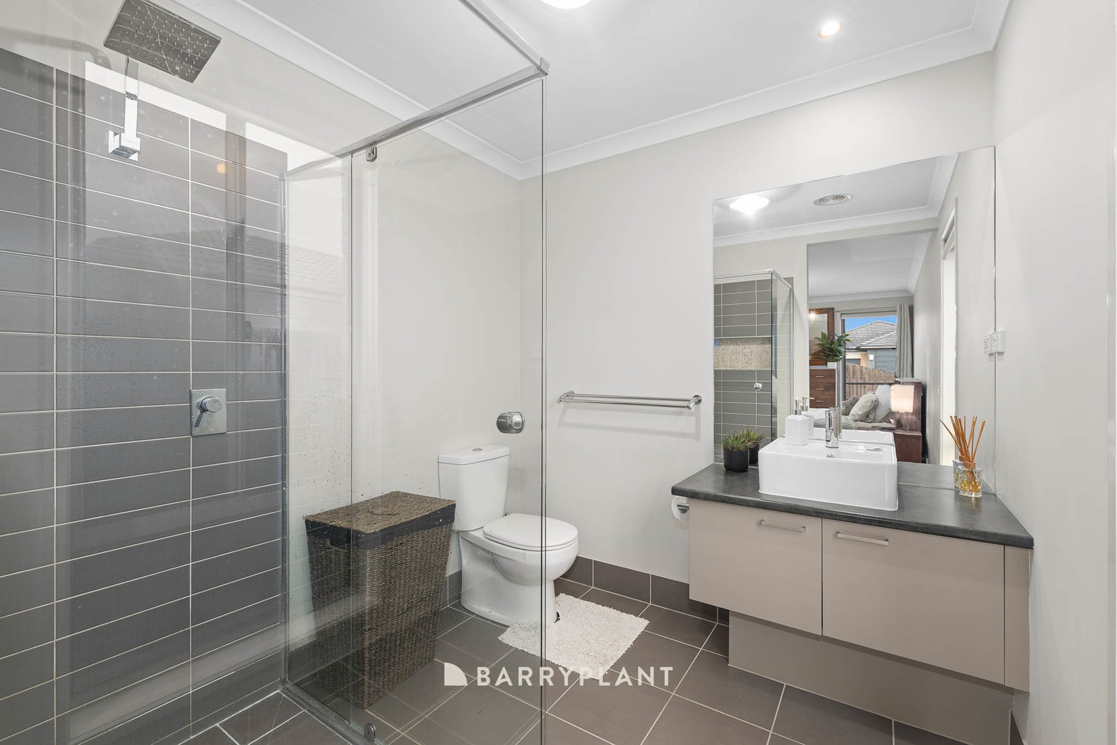 24 Raven Court, Pakenham, VIC 3810, Pakenham - Thumbnail 3