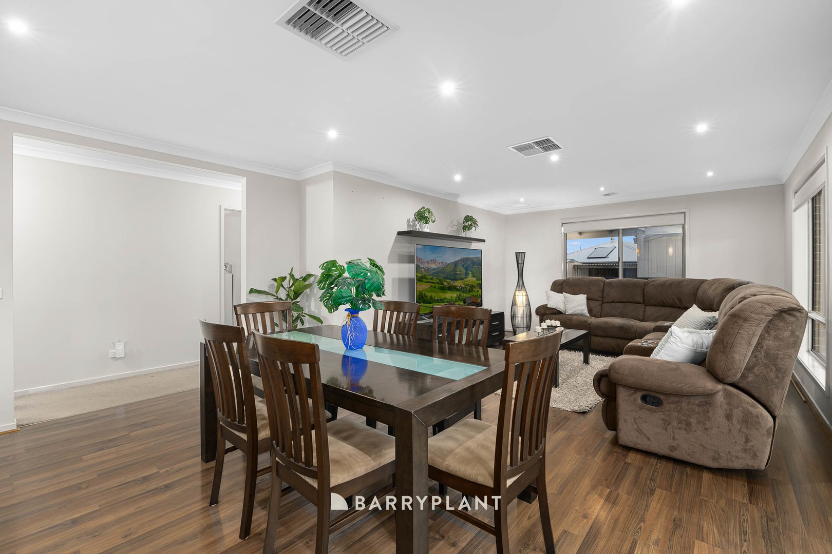 24 Raven Court, Pakenham, VIC 3810, Pakenham - Thumbnail 4