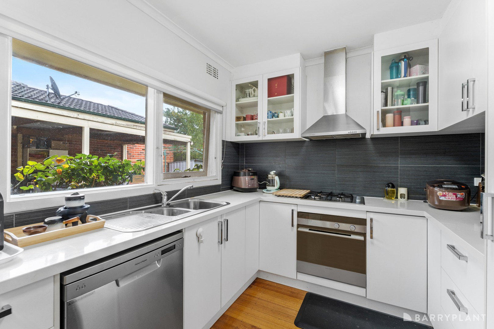 24 Reserve Avenue, Mitcham, VIC 3132, Mitcham - Thumbnail 4