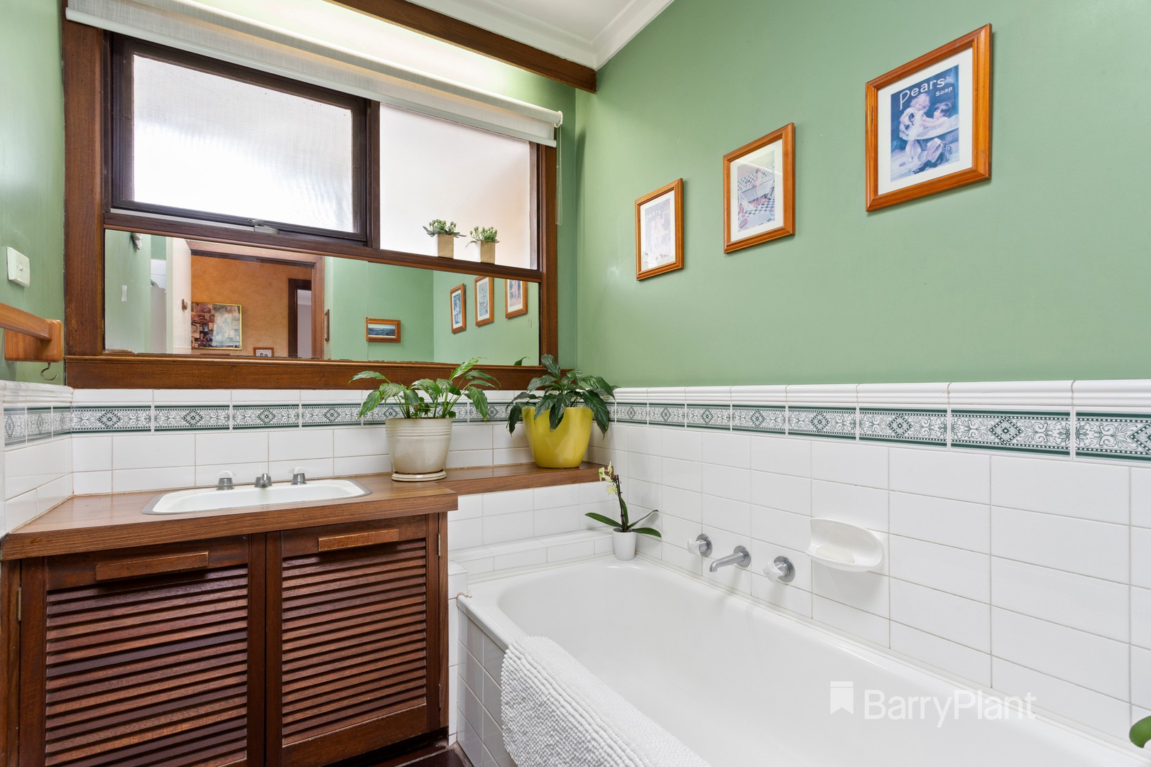 24 Rhoda StreetDingley Village, VIC 3172, Dingley Village - Thumbnail 8