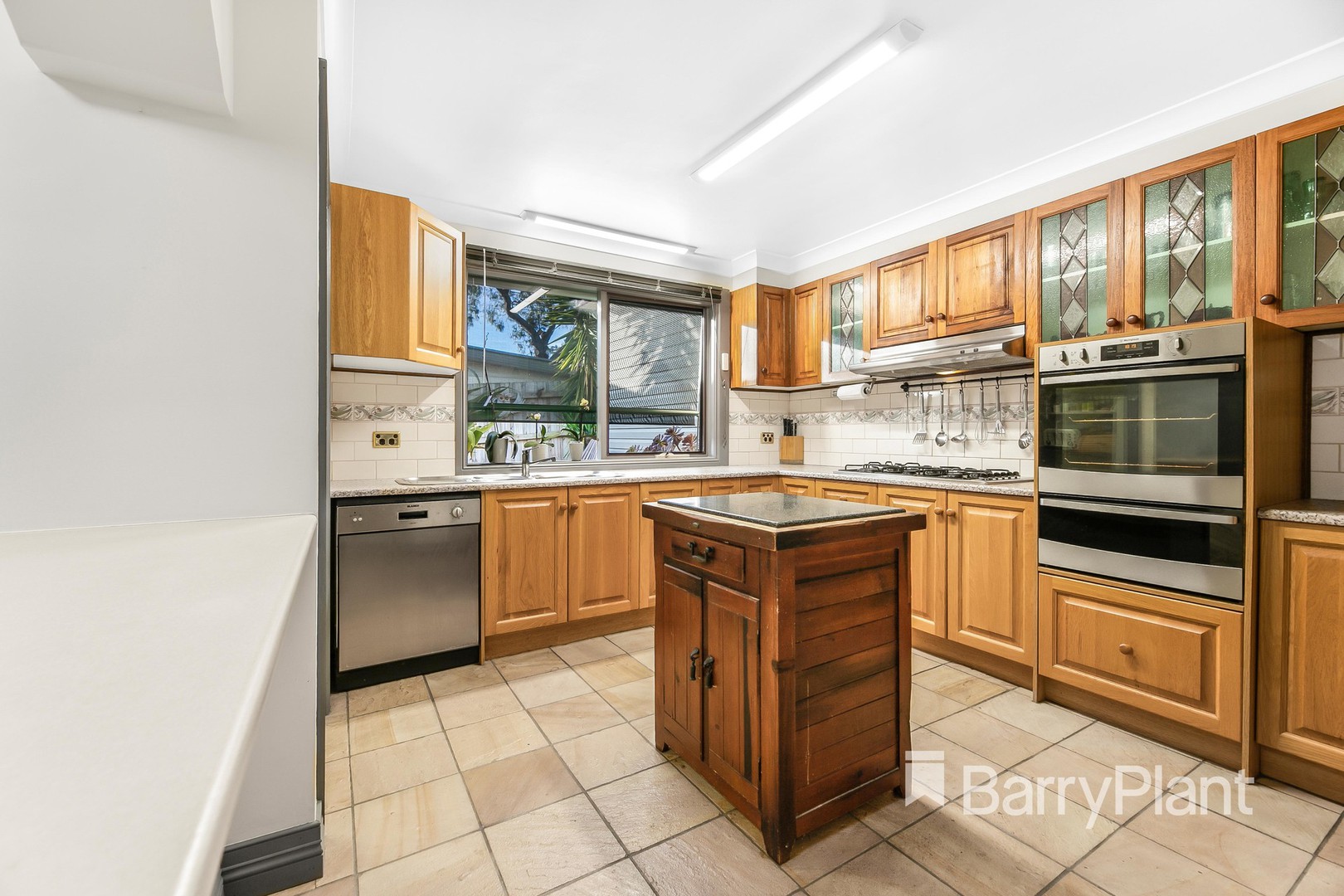 24 Richards AvenueCroydon, VIC 3136, Croydon - Thumbnail 3