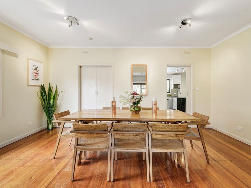 24 Robert Street, Bulleen, VIC 3105 - Image - 08/10/2026