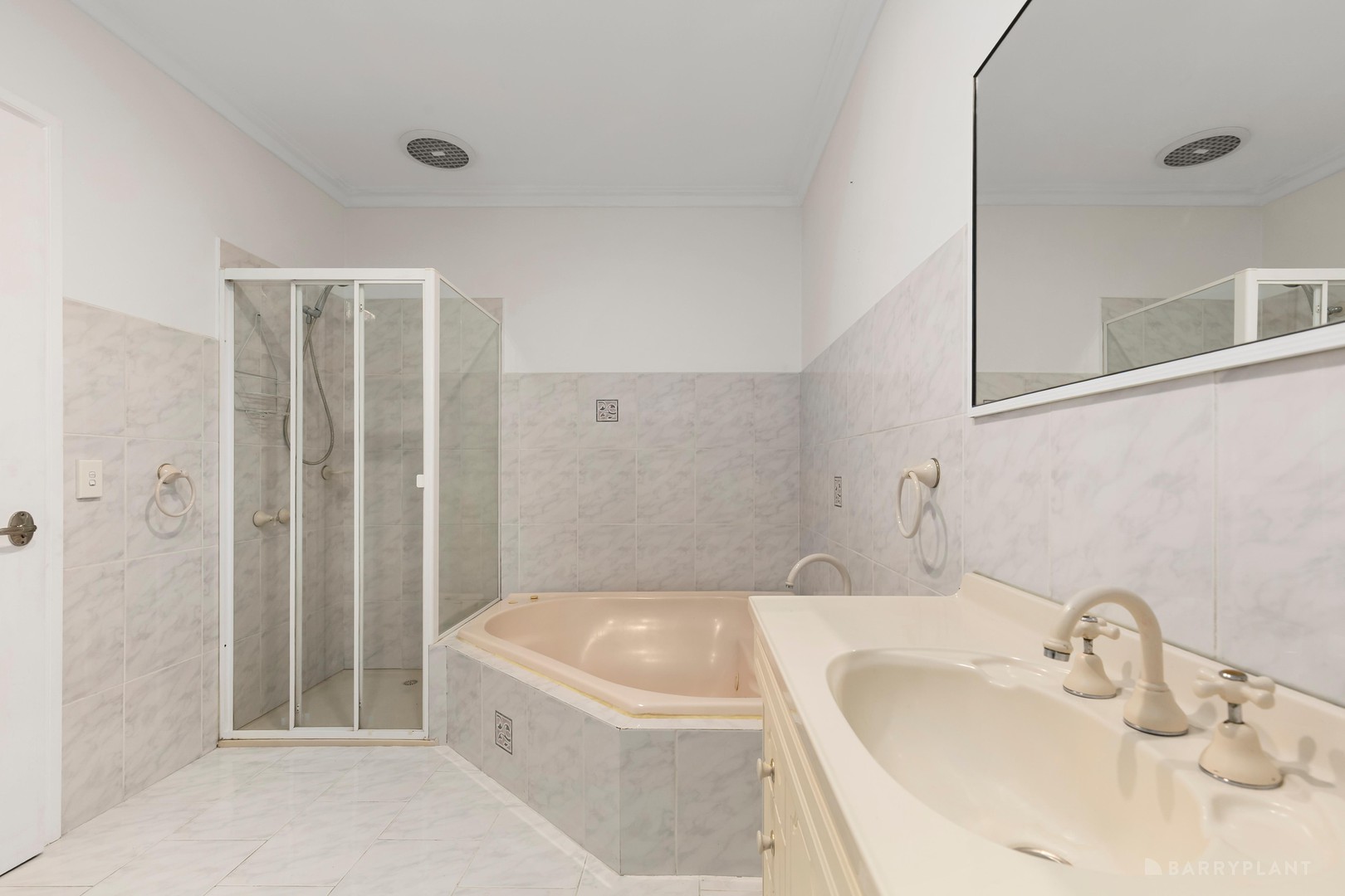 24 Robinson Grove, Bulleen, VIC 3105, Bulleen - Thumbnail 7