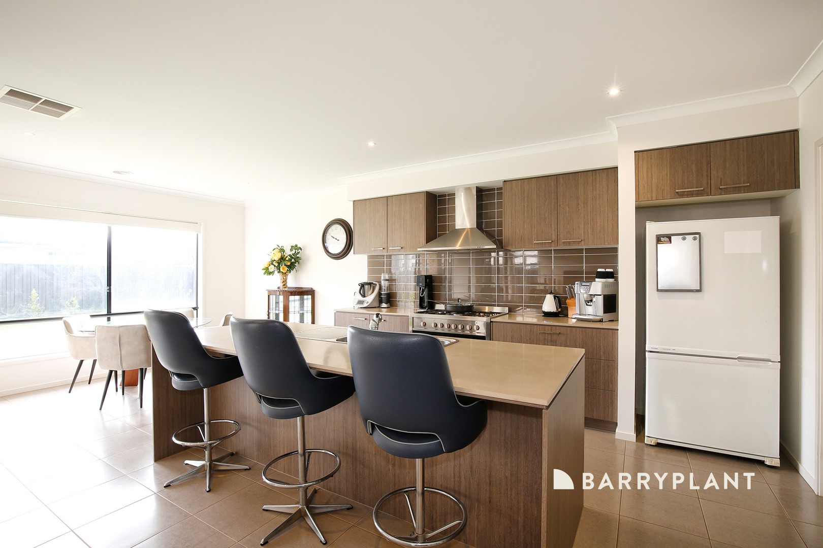 24 Rodlarni Crescent, Berwick, VIC 3806 - Thumbnail 1 - 19/05/2026