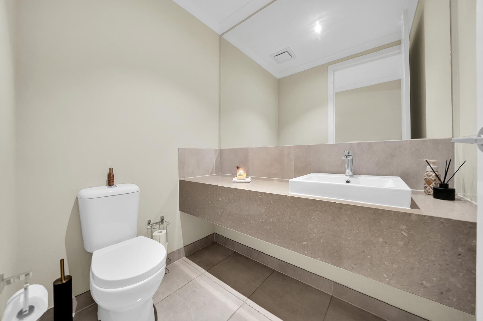 24 Runlet Drive, Point Cook, VIC 3030, Point Cook - Thumbnail 5