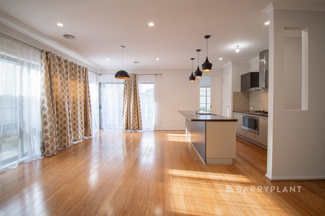 24 Saffron Avenue, Officer, VIC 3809 - Thumbnail 2 - 12/05/2025