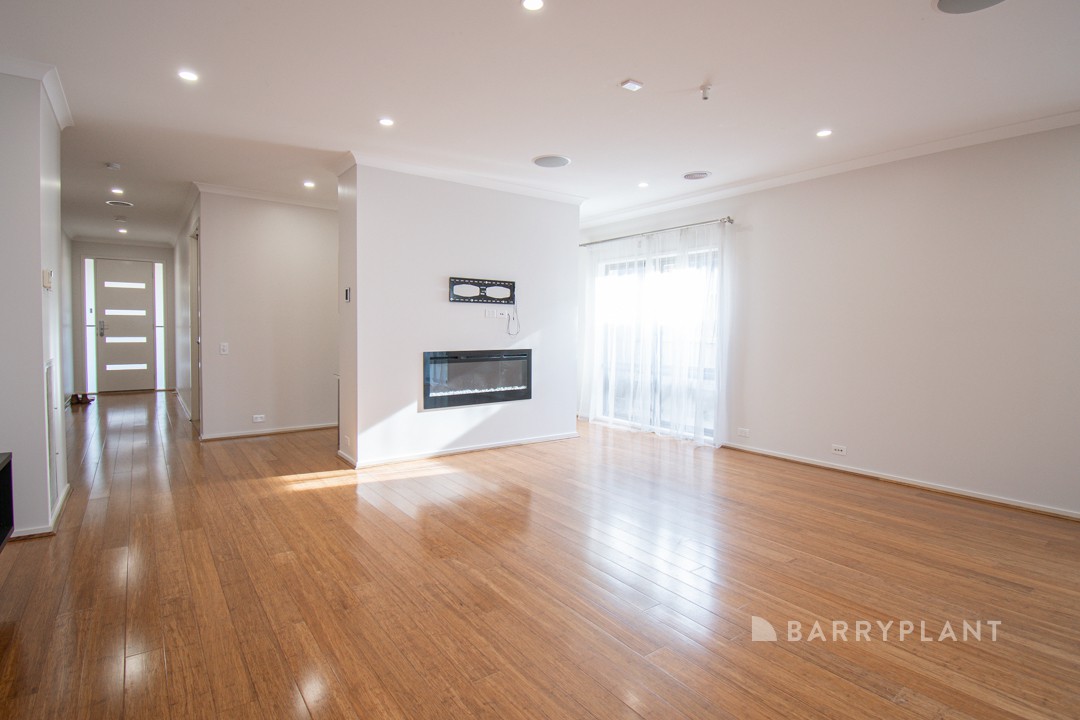 24 Saffron Avenue, Officer, VIC 3809, Officer - Thumbnail 6