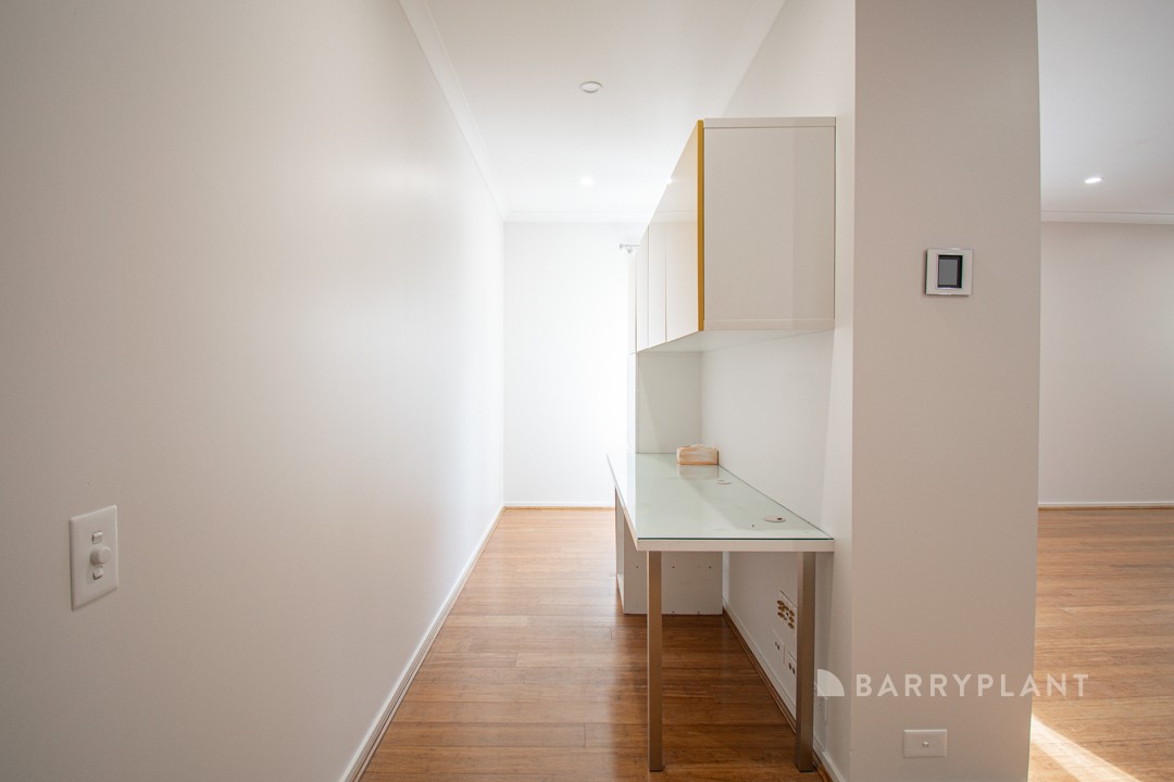 24 Saffron Avenue, Officer, VIC 3809, Officer - Thumbnail 8