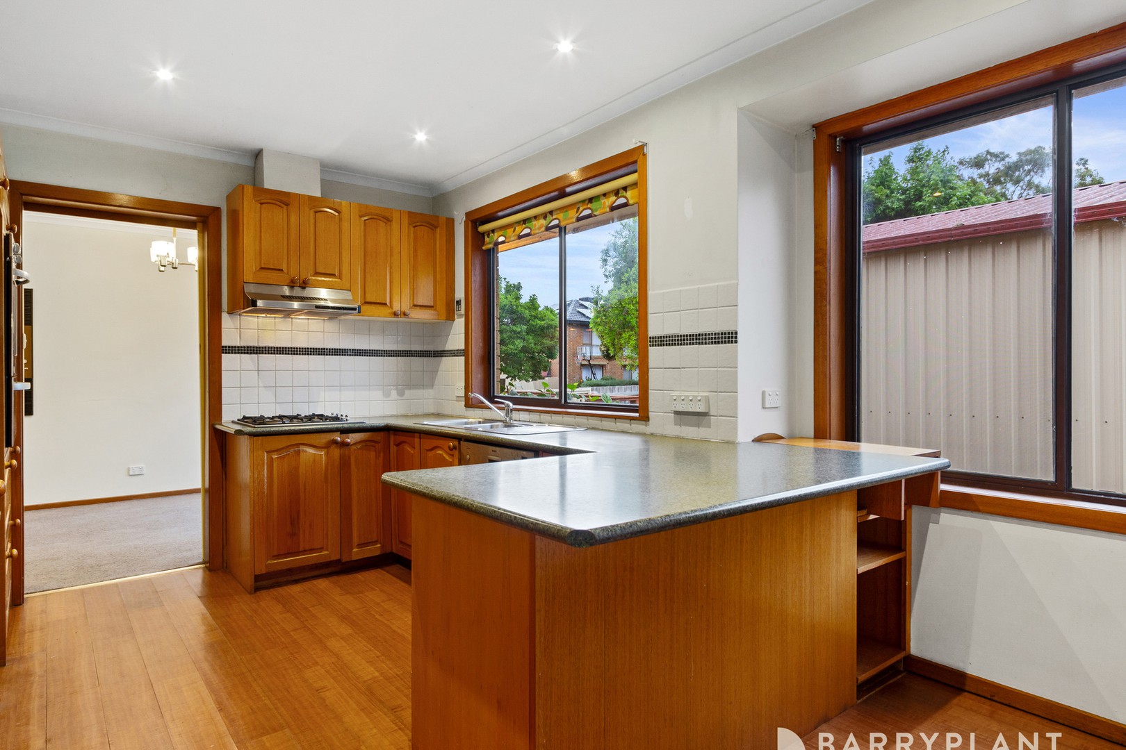 24 Sandhurst Road, Wantirna, VIC 3152, Wantirna - Thumbnail 4