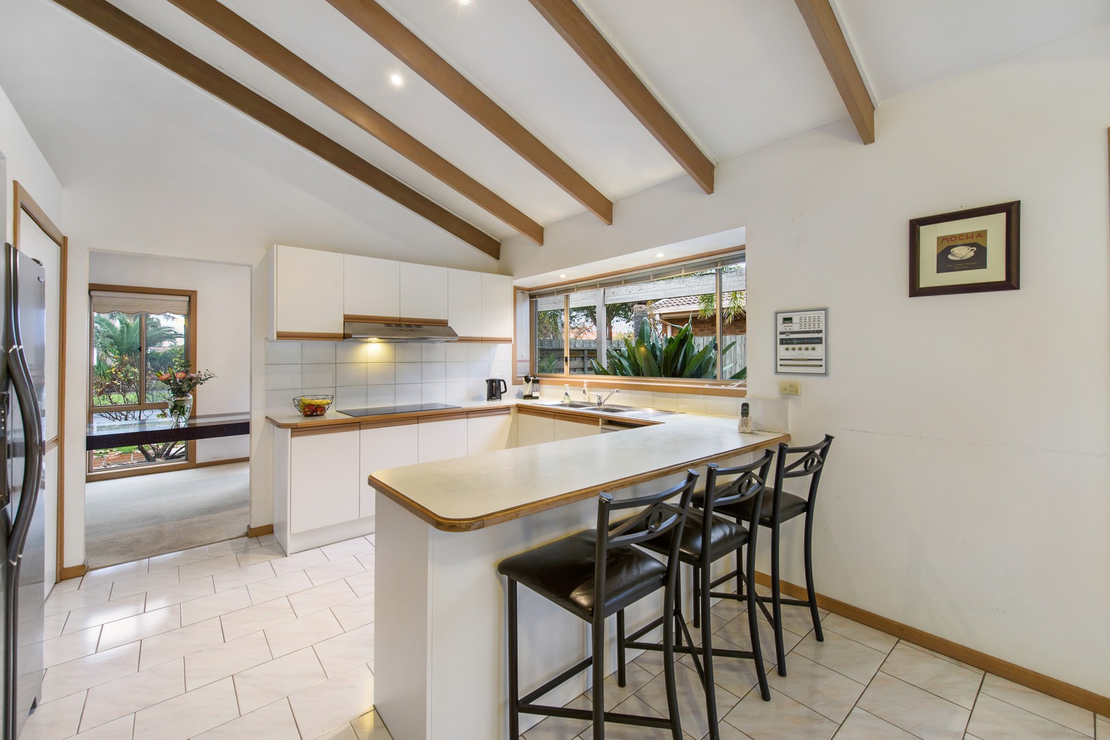 24 Sandpiper Drive, Taylors Lakes, VIC 3038, Taylors Lakes - Thumbnail 2