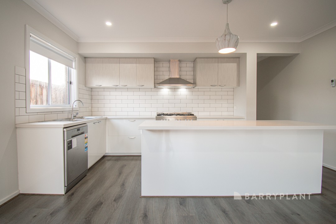 24 Sigma Way, Clyde North, VIC 3978, Clyde North - Thumbnail 4