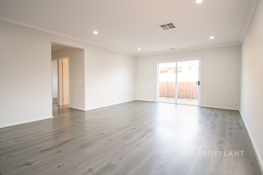 24 Sigma Way, Clyde North, VIC 3978, Clyde North - Thumbnail 5