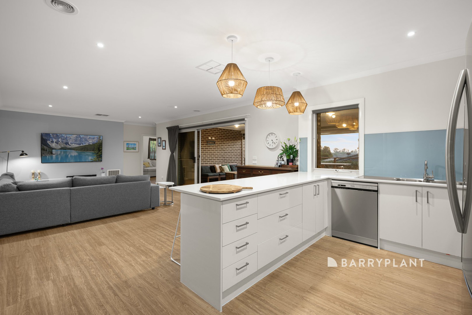 24 Silvertown Road, Drouin, VIC 3818, Drouin - Thumbnail 8