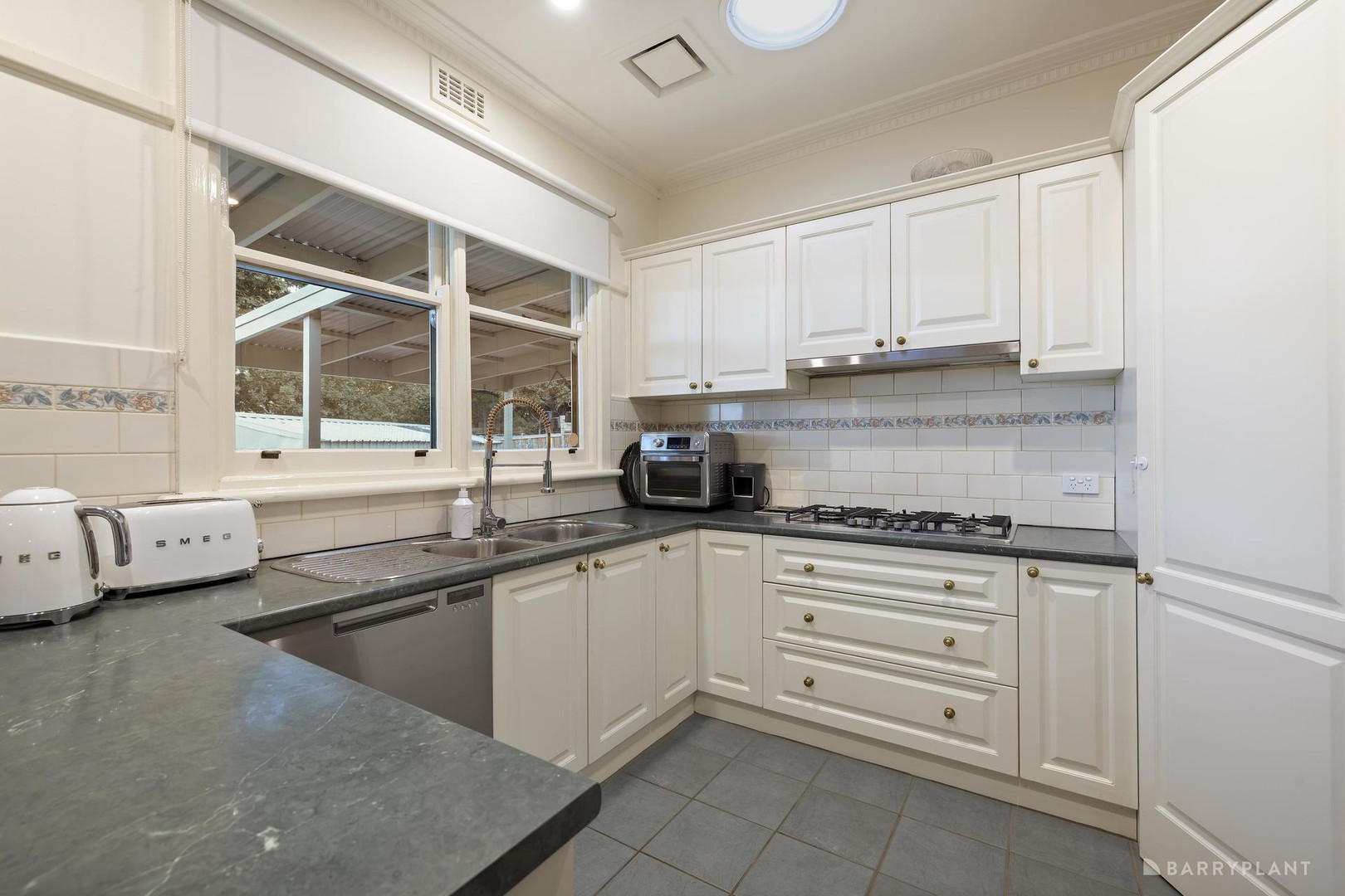 24 Smith Street, Croydon, VIC 3136 - Thumbnail 2 - 24/06/2026