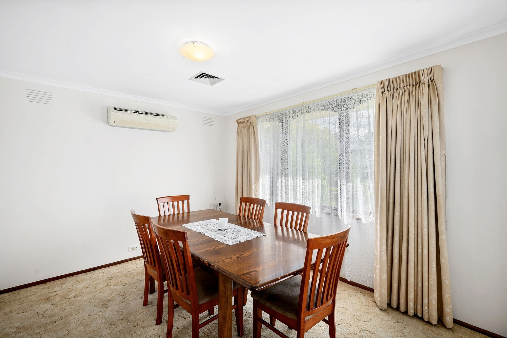 24 Snaefell Crescent, Gladstone Park, VIC 3043, Gladstone Park - Thumbnail 3
