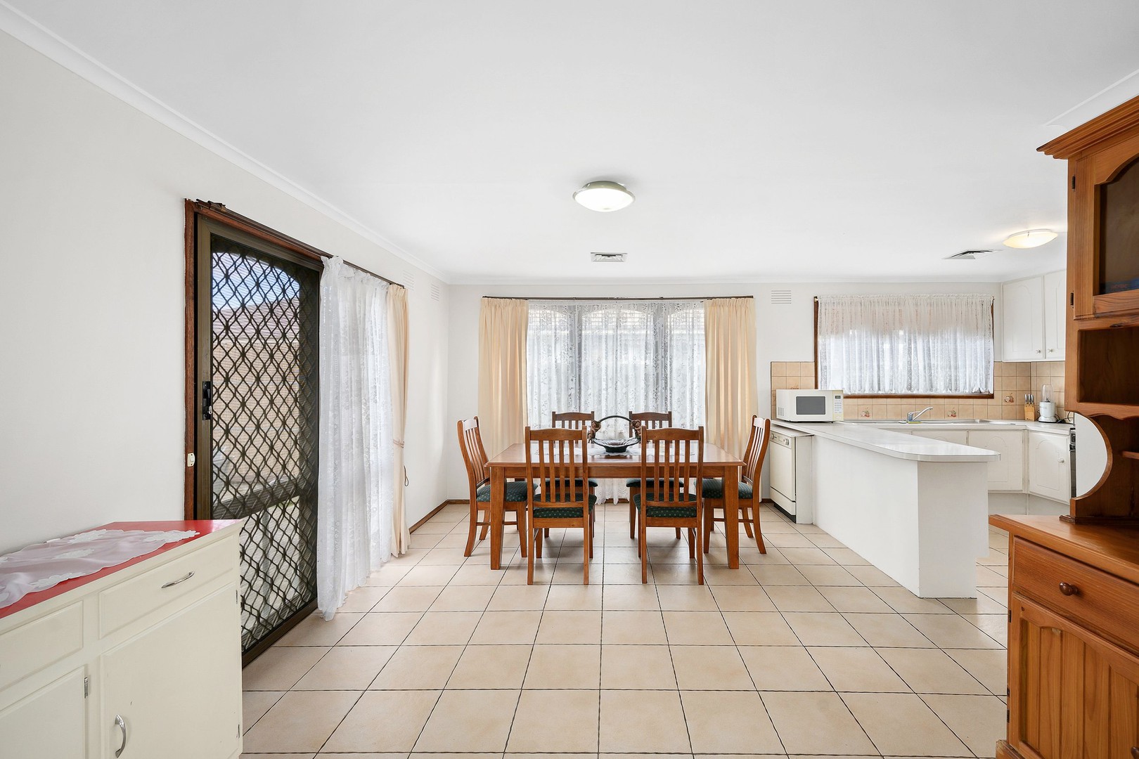 24 Snaefell Crescent, Gladstone Park, VIC 3043, Gladstone Park - Thumbnail 5
