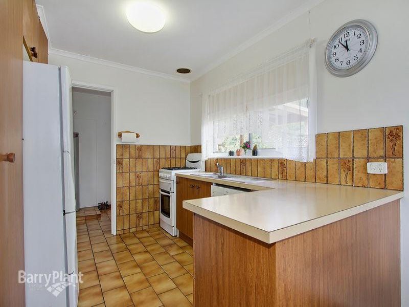 24 St Clair Road, Wantirna South, VIC 3152, Wantirna South - Thumbnail 3