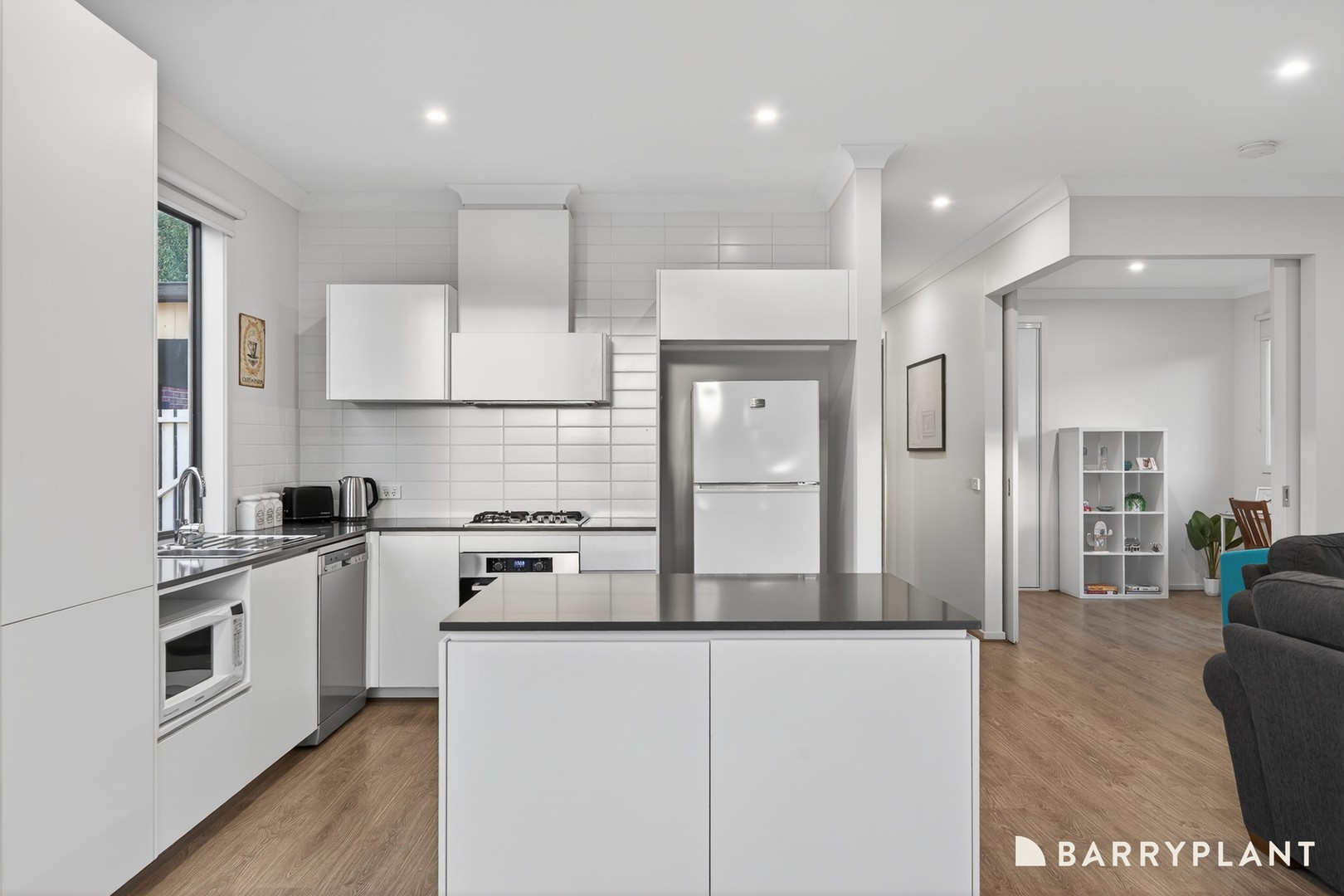 24 Stark Circuit, Cranbourne East, VIC 3977 - Thumbnail 2 - 17/04/2026