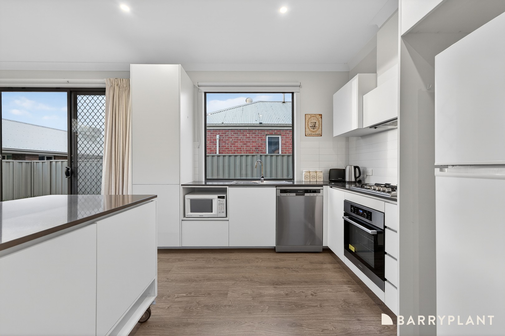 24 Stark Circuit, Cranbourne East, VIC 3977, Cranbourne East - Thumbnail 3