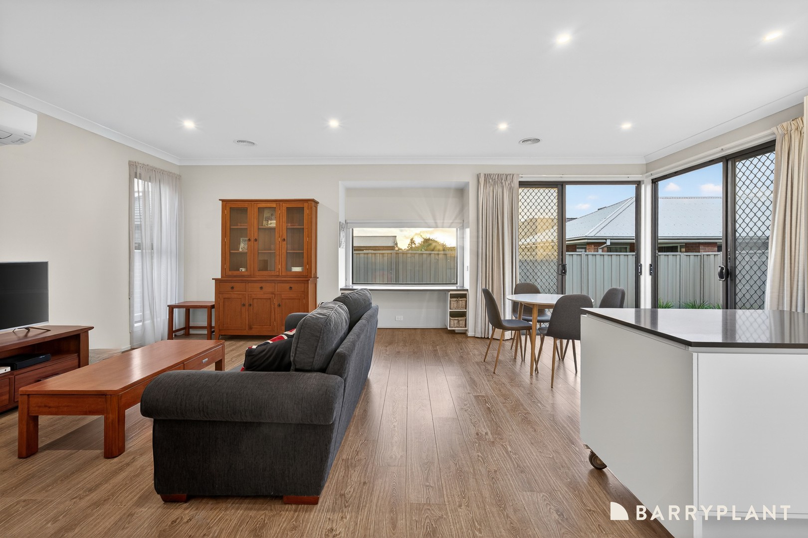24 Stark Circuit, Cranbourne East, VIC 3977, Cranbourne East - Thumbnail 5