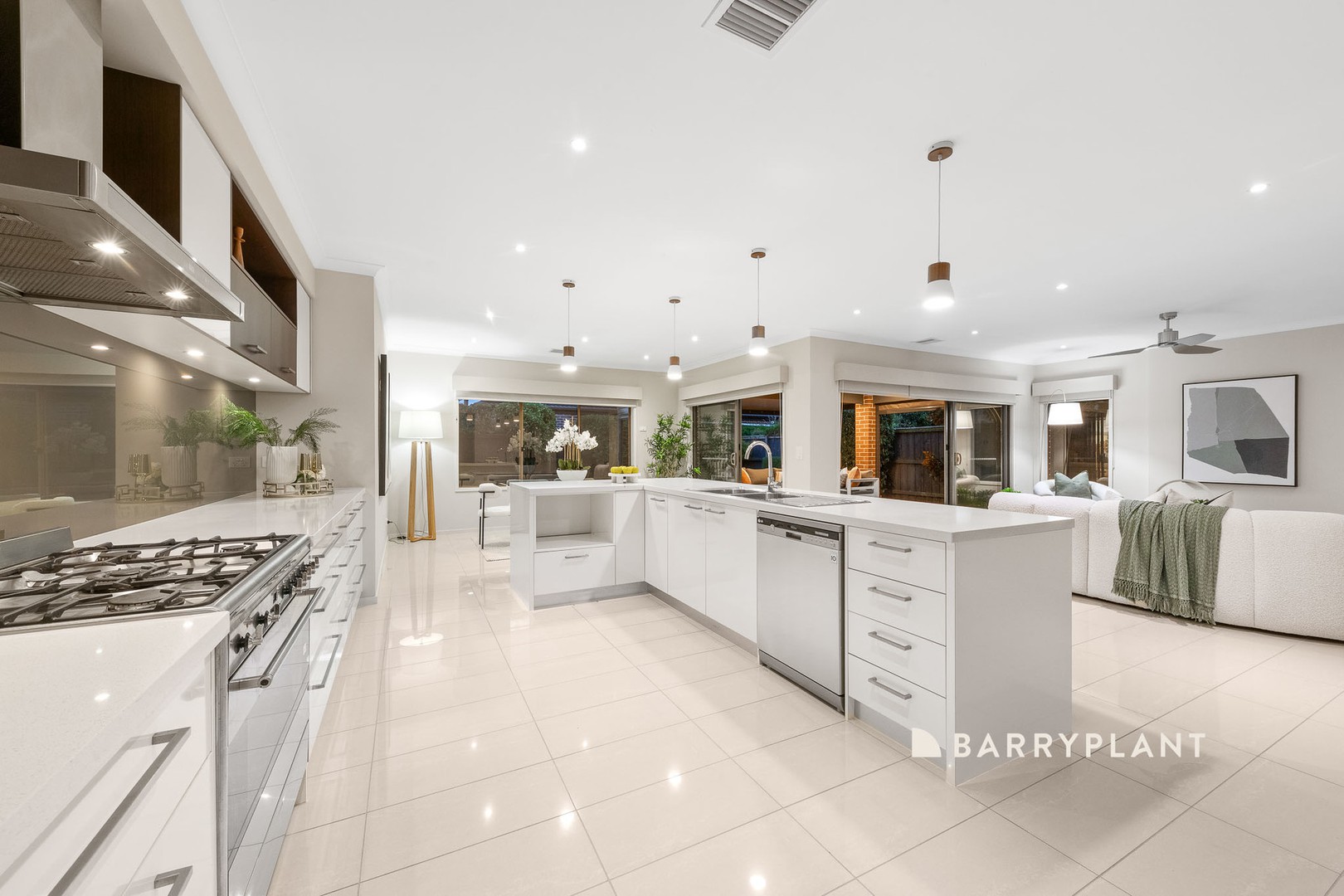24 Stockyard Drive, Narre Warren South, VIC 3805, Narre Warren South - Thumbnail 5