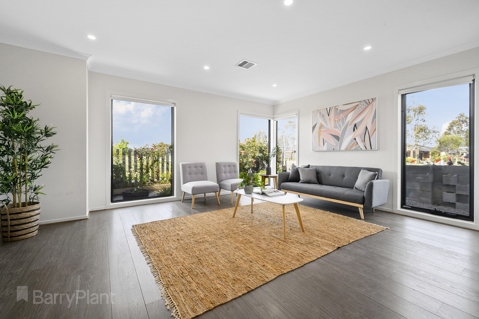 24 Sullivan WalkPoint Cook, VIC 3030, Point Cook - Thumbnail 4