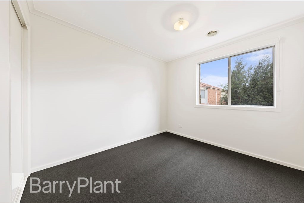 24 The Glades, Taylors Hill, VIC 3037, Taylors Hill - Thumbnail 6