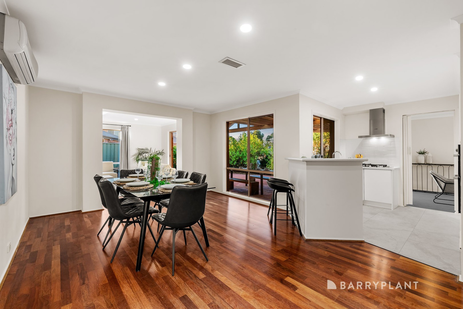 24 The Seekers Crescent, Mill Park, VIC 3082, Mill Park - Thumbnail 4
