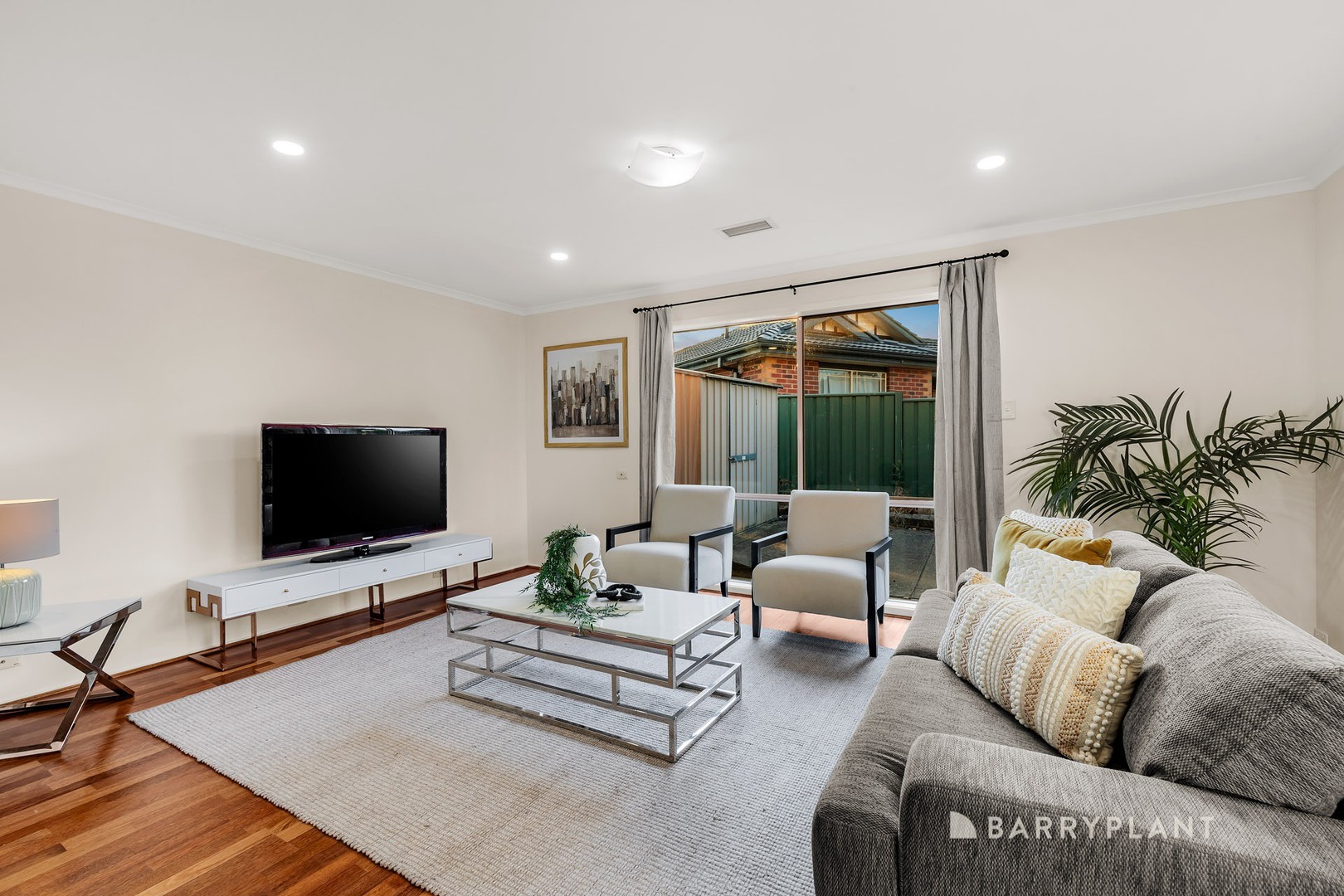 24 The Seekers Crescent, Mill Park, VIC 3082, Mill Park - Thumbnail 5