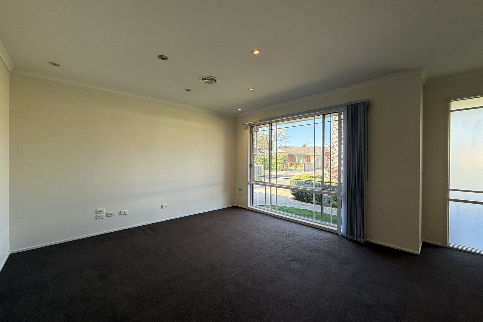 24 Timele Drive, Hillside, VIC 3037 - Thumbnail 1 - 22/09/2026