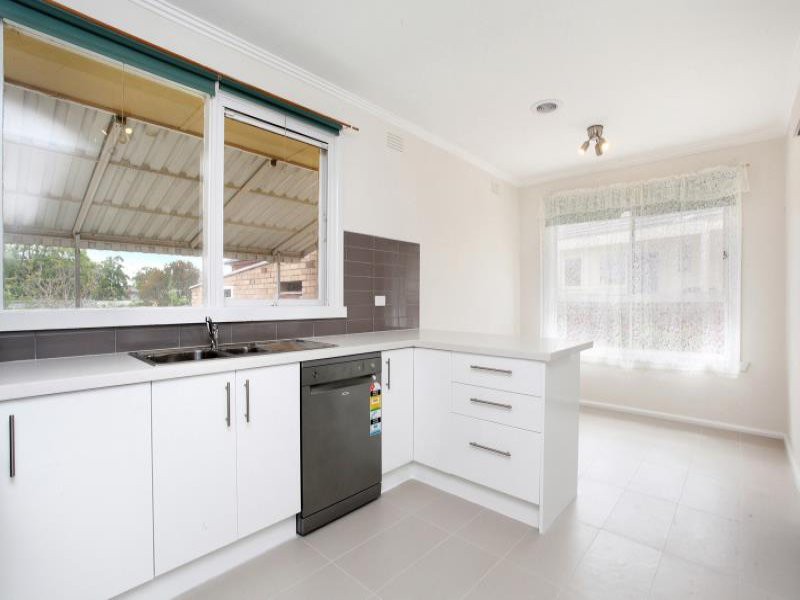 24 Twyford Street, Box Hill North, VIC 3129, Box Hill North - Thumbnail 2
