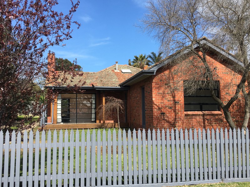 24 Vale Street, Mornington, VIC 3931 - Image - 30/10/2025