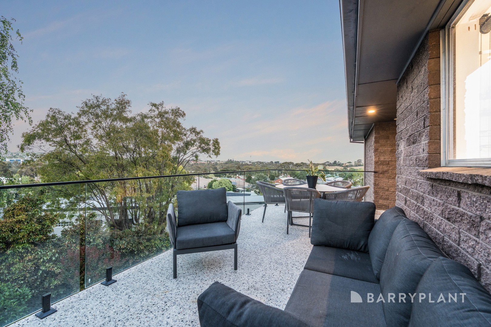 24 Victoria Terrace, Belmont, VIC 3216 - Thumbnail 2 - 17/12/2025