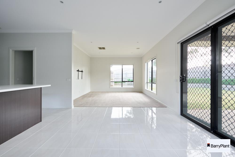 24 Vimini Drive, Narre Warren, VIC 3805, Narre Warren - Thumbnail 4