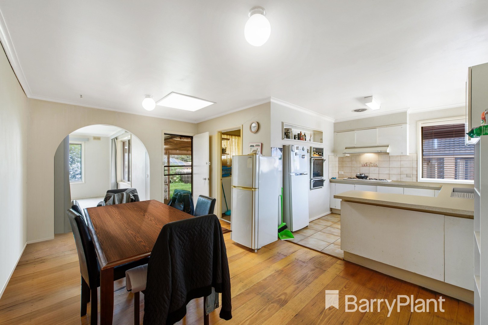 24 Vista Drive, Melton, VIC 3337, Melton - Thumbnail 3