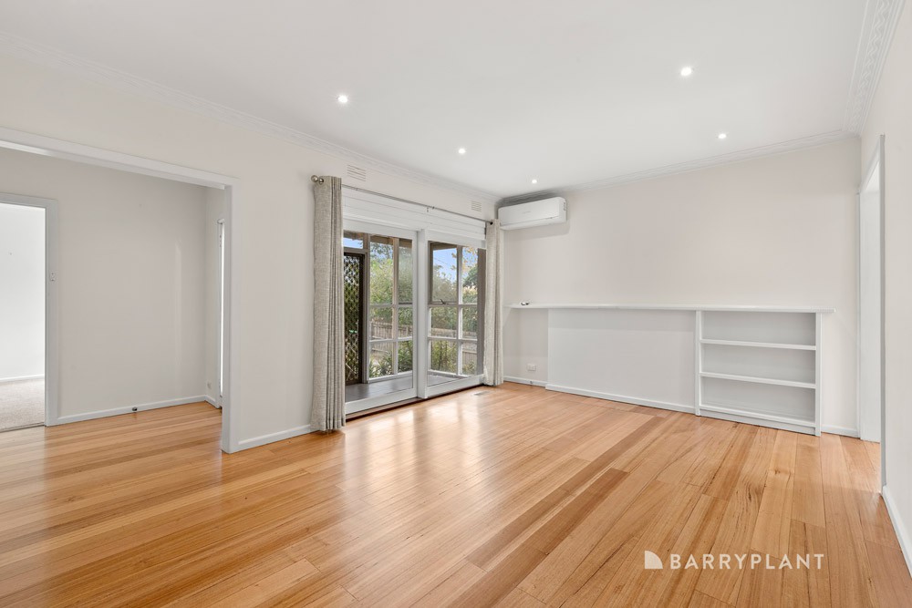 24 Vivianne Avenue, Mont Albert North, VIC 3129, Mont Albert North - Thumbnail 2