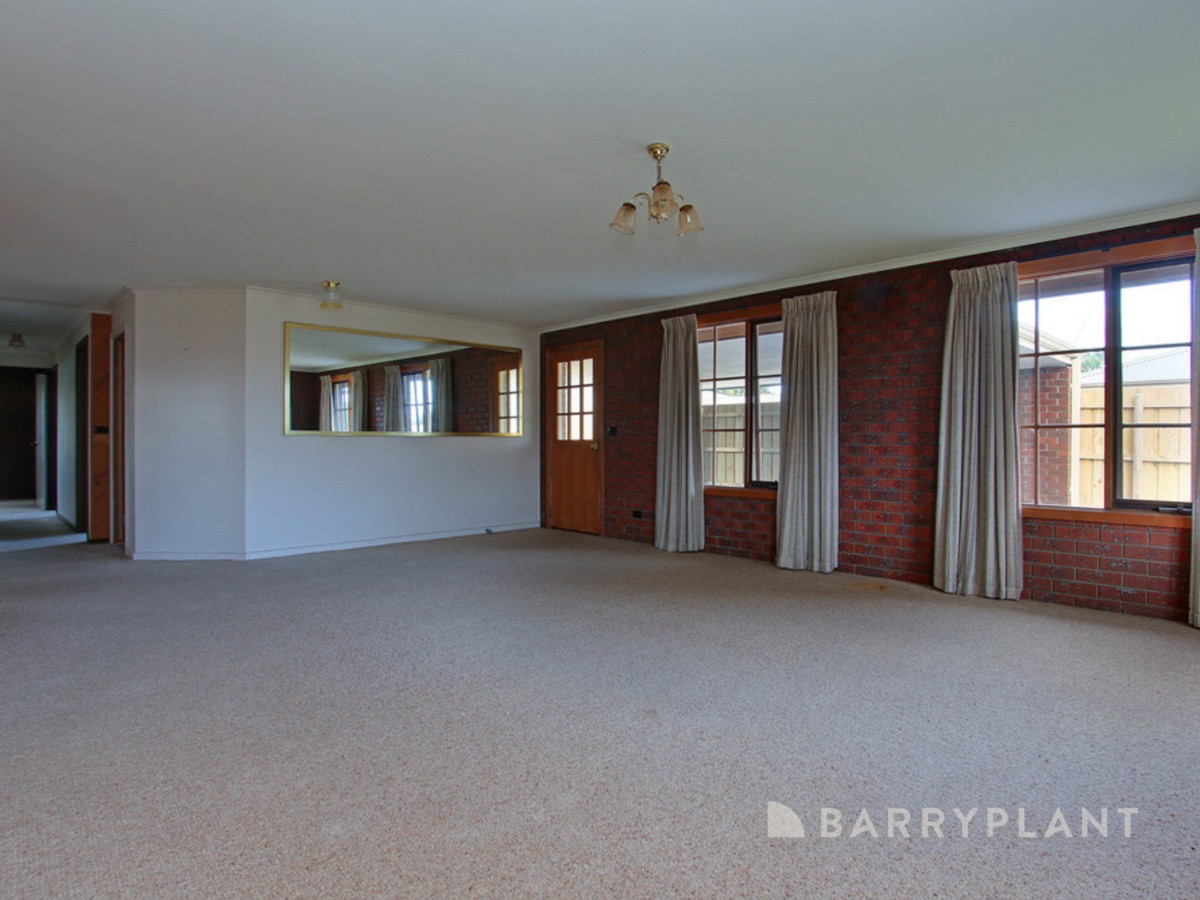 24 Walpole Avenue, Rosebud, VIC 3939 - Thumbnail 1 - 17/11/2023