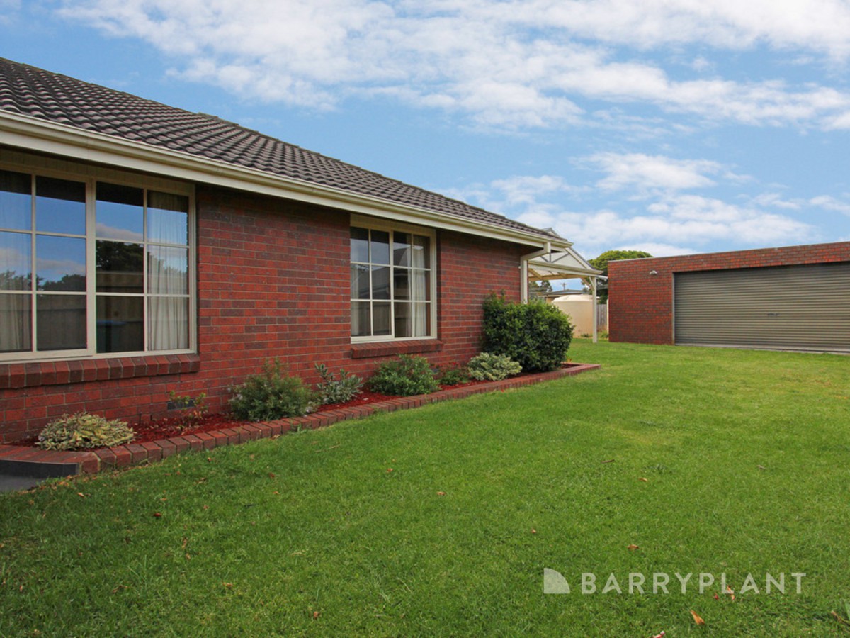 24 Walpole Avenue, Rosebud, VIC 3939, Rosebud - Thumbnail 6