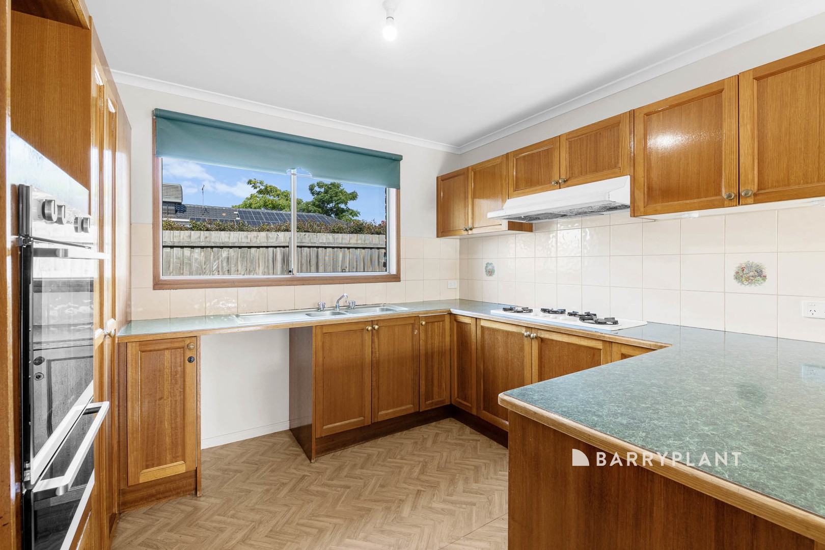 24 Warrenwood Place, Narre Warren, VIC 3805, Narre Warren - Thumbnail 5
