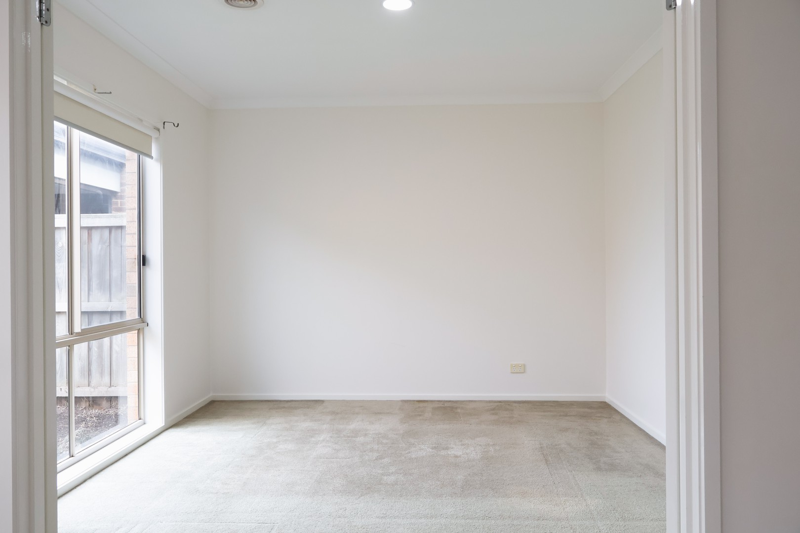 24 Waterbury Street, Cranbourne, VIC 3977, Cranbourne - Thumbnail 4