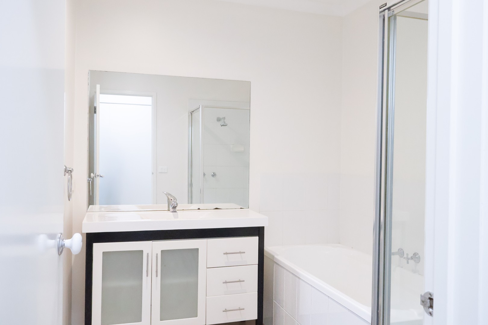 24 Waterbury Street, Cranbourne, VIC 3977, Cranbourne - Thumbnail 6