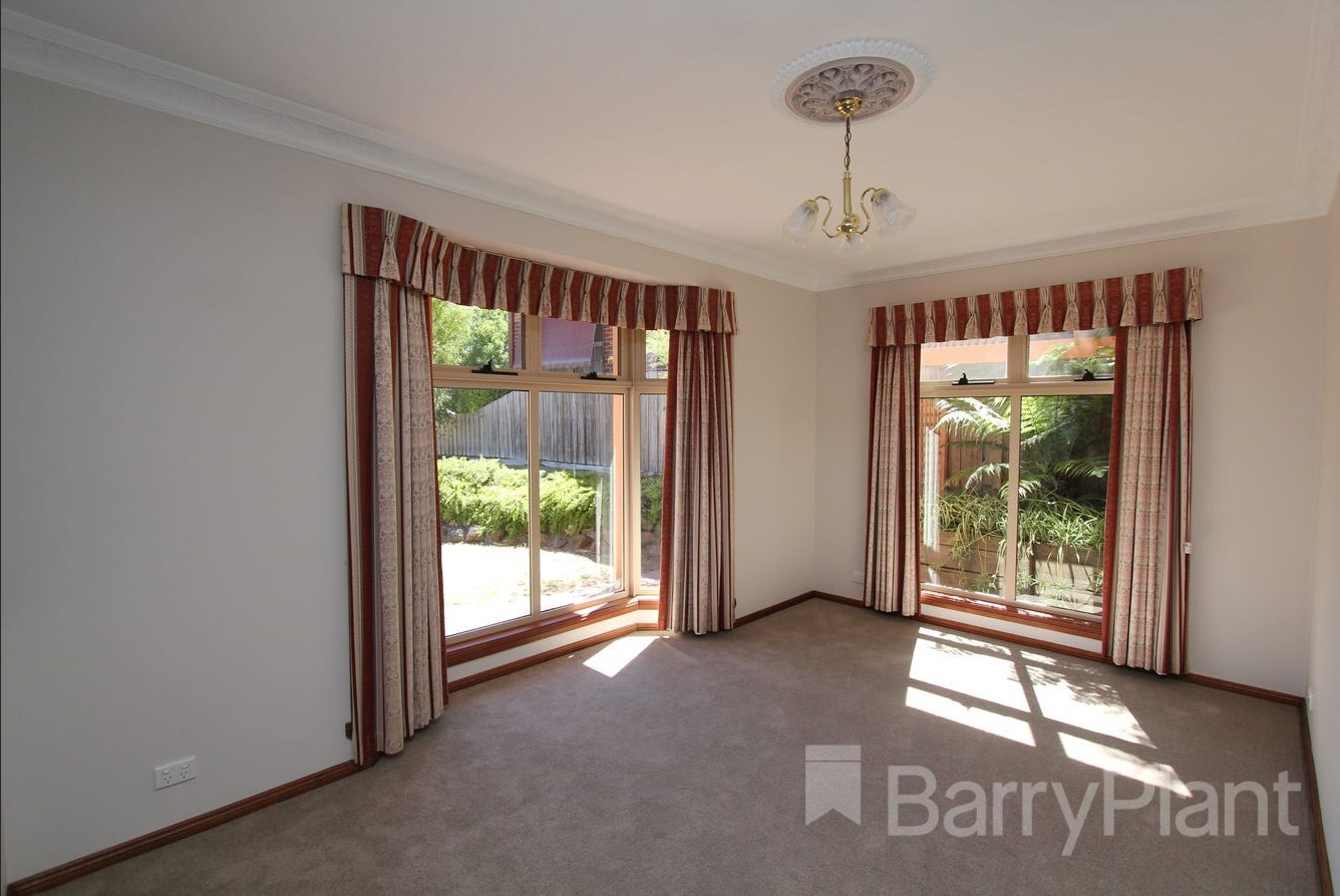 24 Wattletree Drive, Mount Helen, VIC 3350 - Thumbnail 2 - 22/02/2022