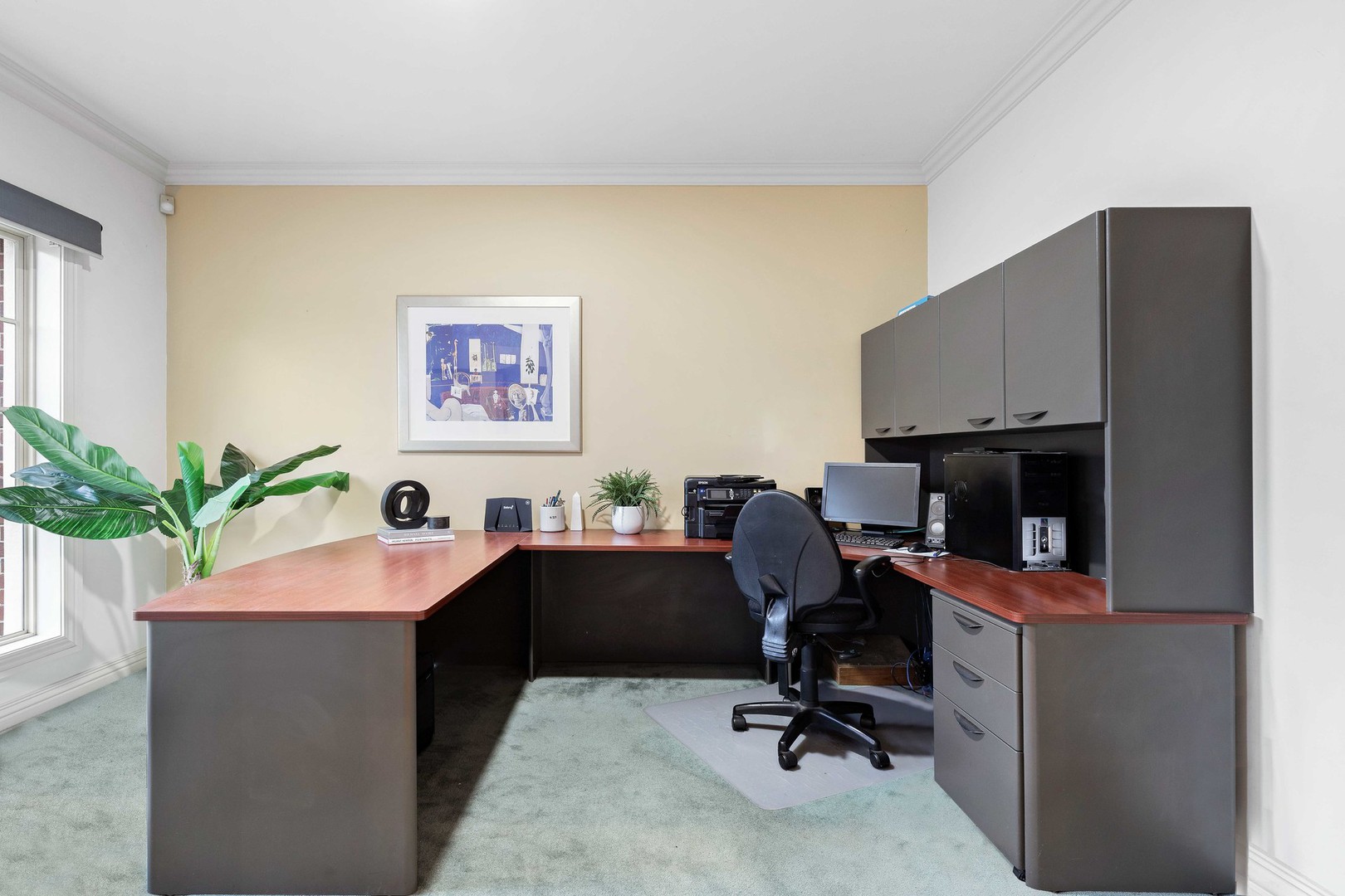24 Whiteley Parade, Taylors Lakes, VIC 3038, Taylors Lakes - Thumbnail 2