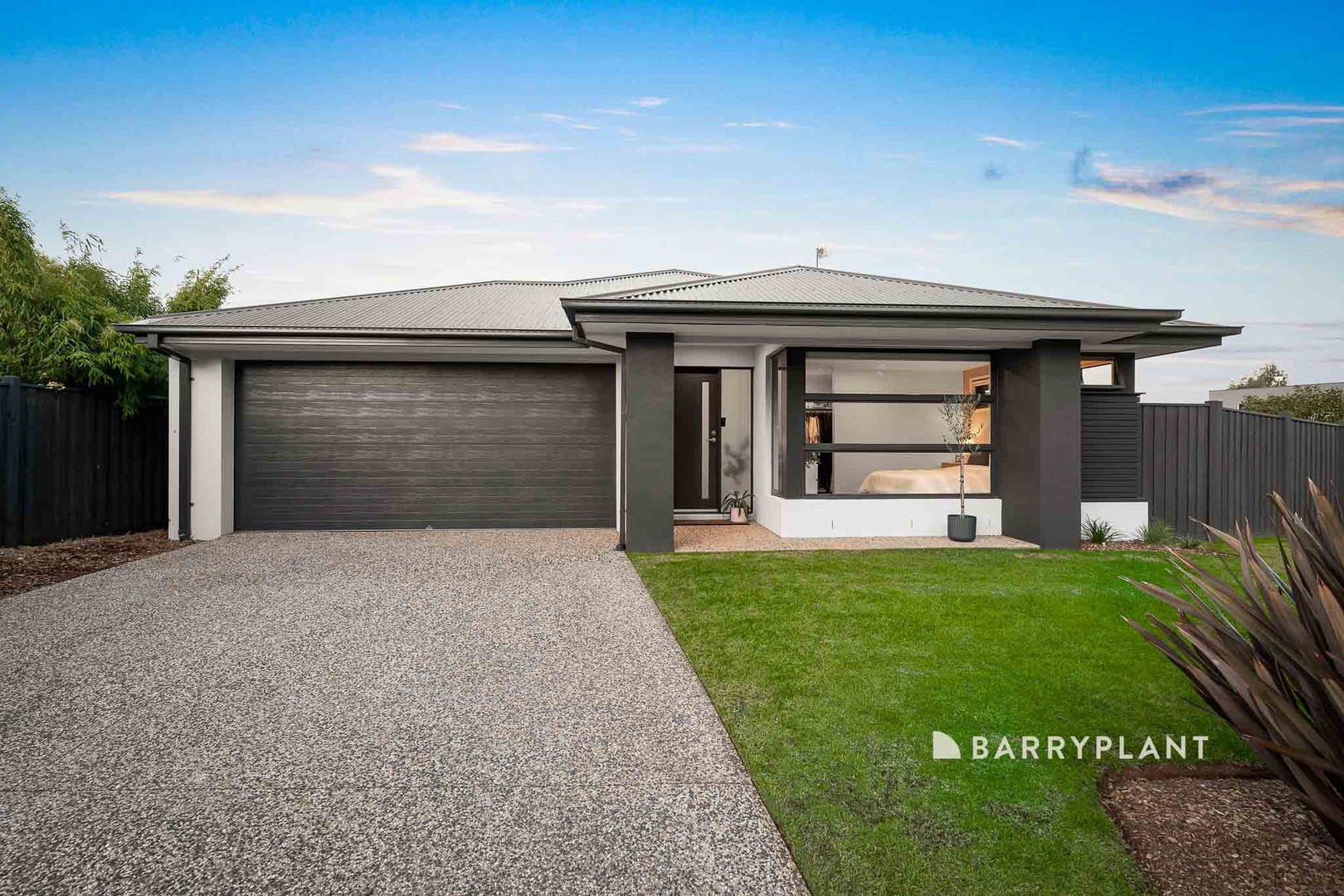 24 Willandra Circuit, Warragul, VIC 3820 - Thumbnail 2 - 29/09/2025