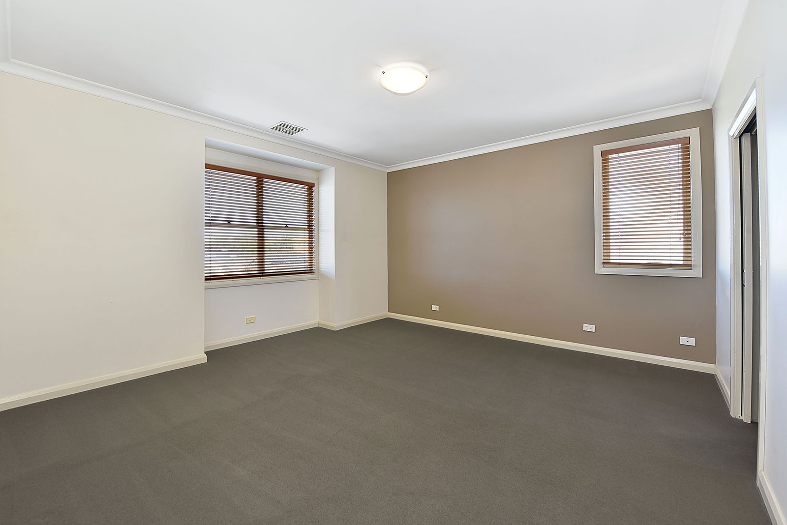 24 William Street, Essendon, VIC 3040, Essendon - Thumbnail 4