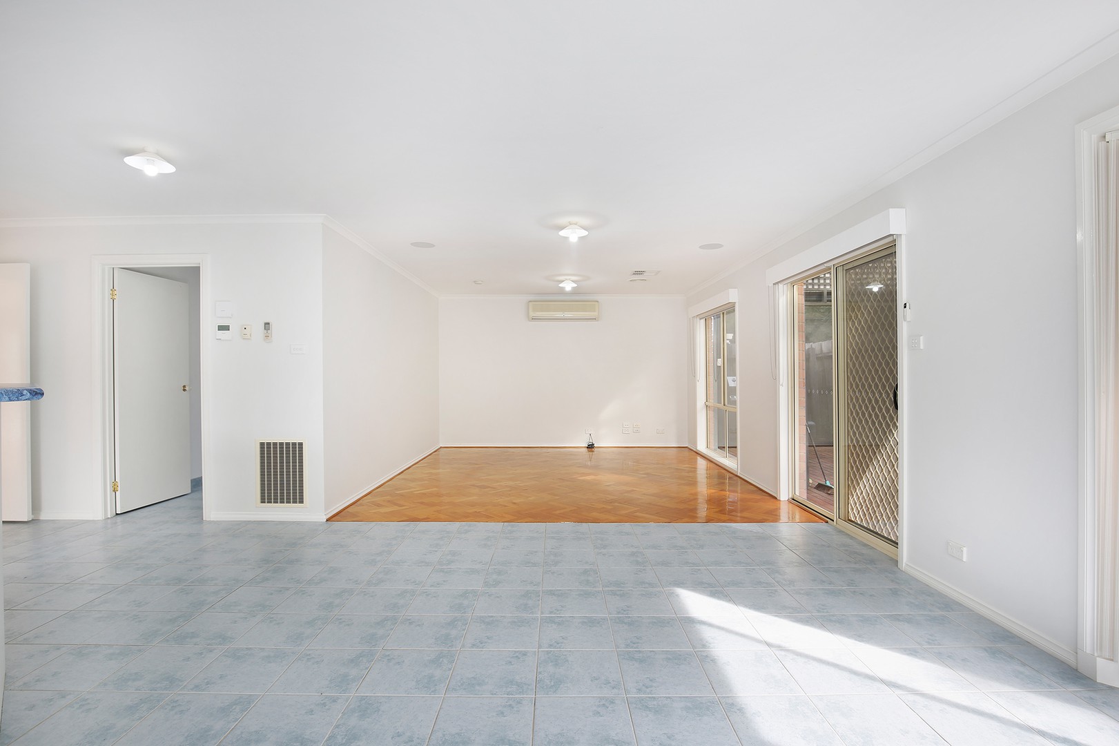 24 Wisla Circuit, Roxburgh Park, VIC 3064, Roxburgh Park - Thumbnail 7