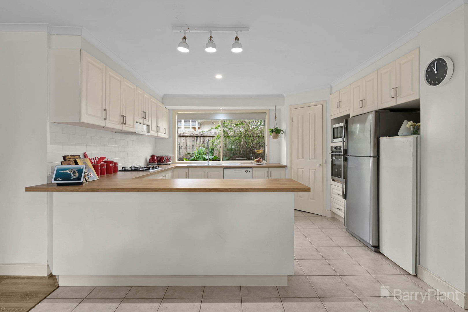 24 Wood Road, Narre Warren South, VIC 3805, Narre Warren South - Thumbnail 2