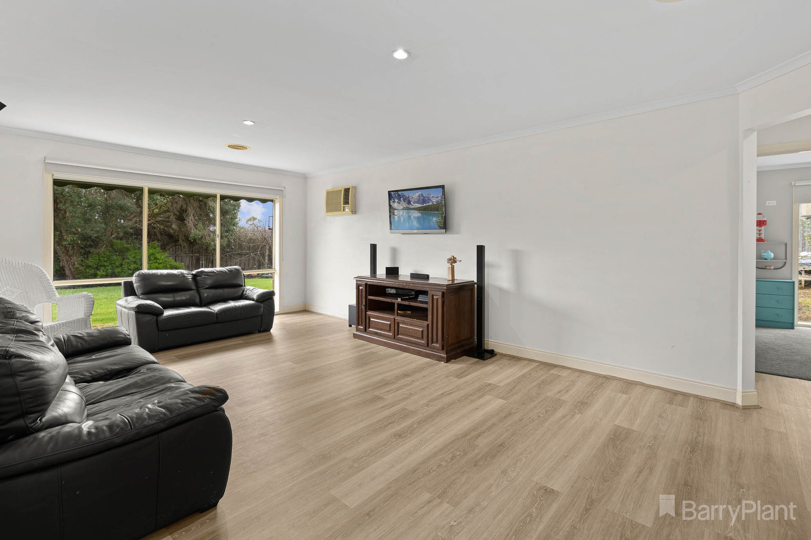24 Wood Road, Narre Warren South, VIC 3805, Narre Warren South - Thumbnail 7